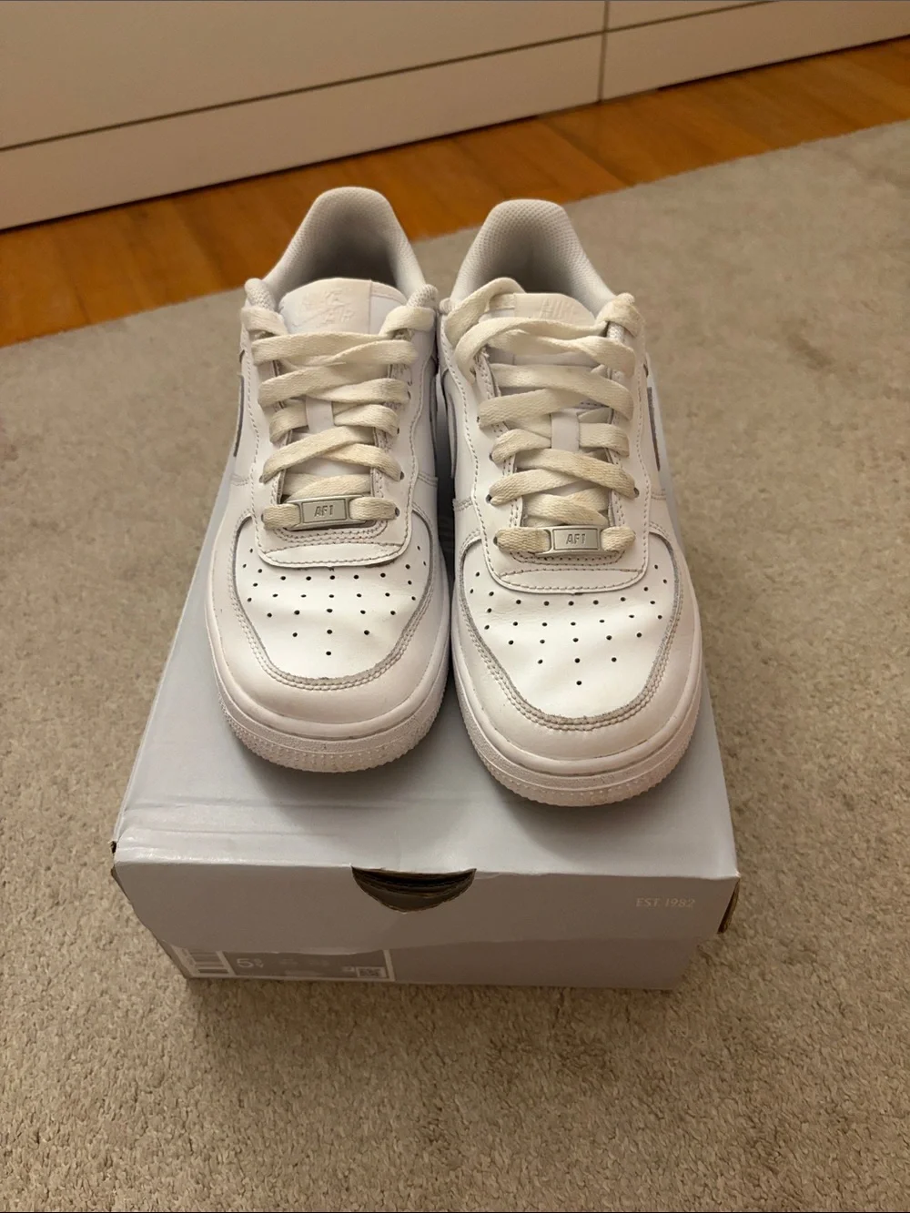 Nike Air Force 1